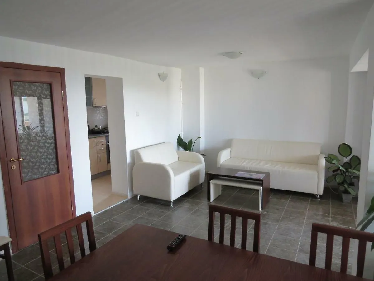 Top Villa Althea Varna 0*,